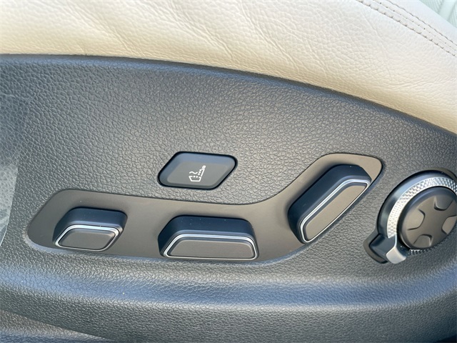 2025 Genesis Electrified GV70 Advanced photo 35