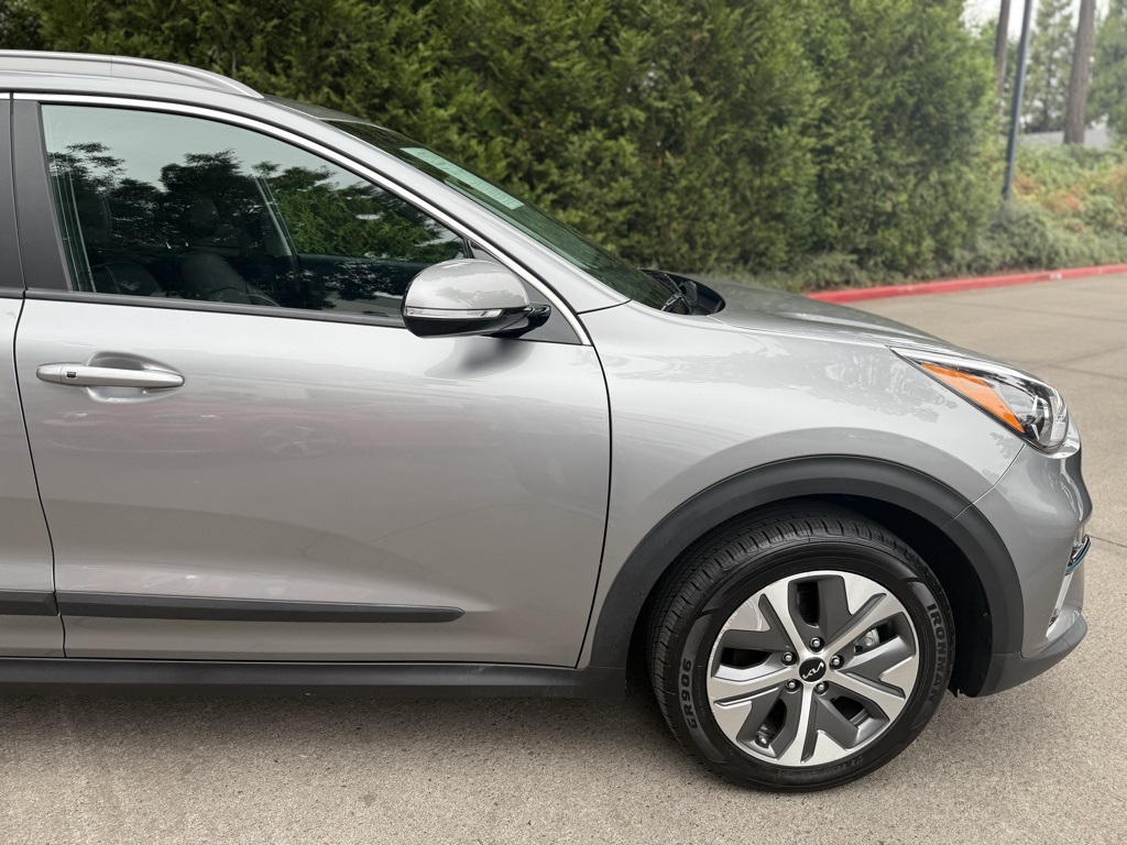 2022 Kia Niro EV EX photo 12