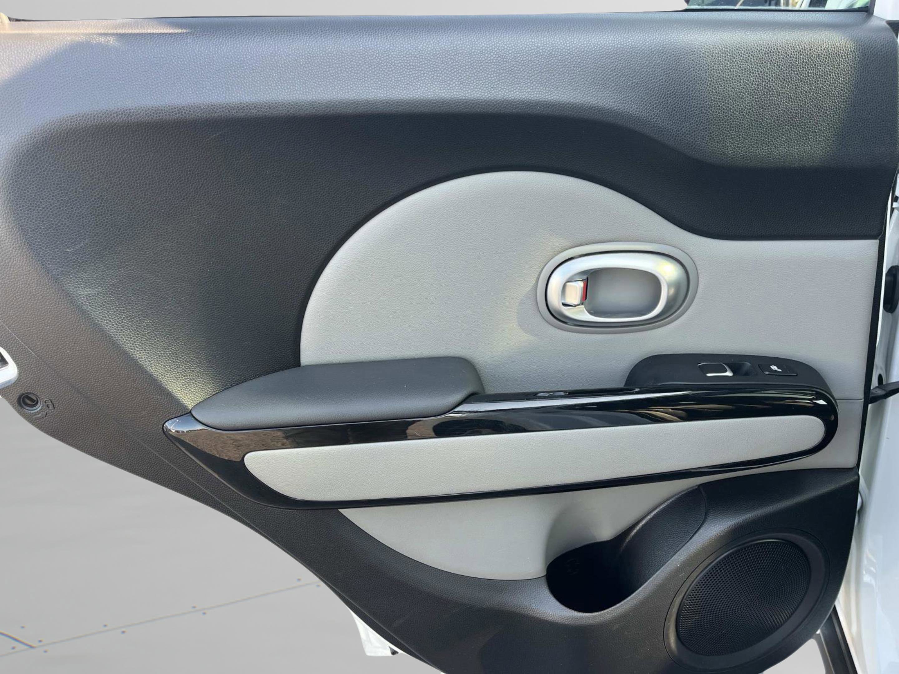 2019 Kia Soul Plus photo 17