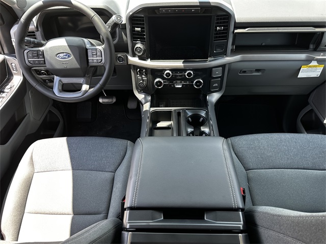 2024 Ford F-150 XLT photo 12