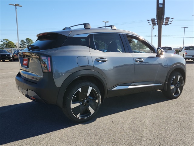 2025 Nissan Kicks SR photo 3