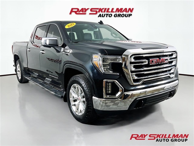 2019 GMC Sierra SLT's photo