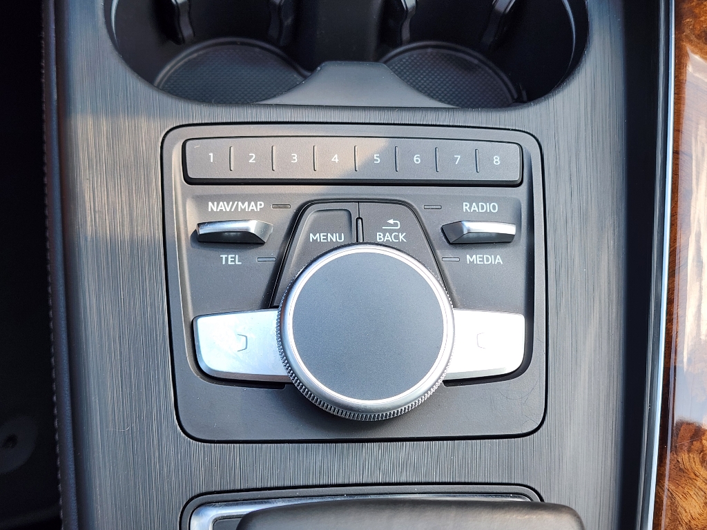 2019 Audi A4 2.0T Premium Plus Quattro photo 8