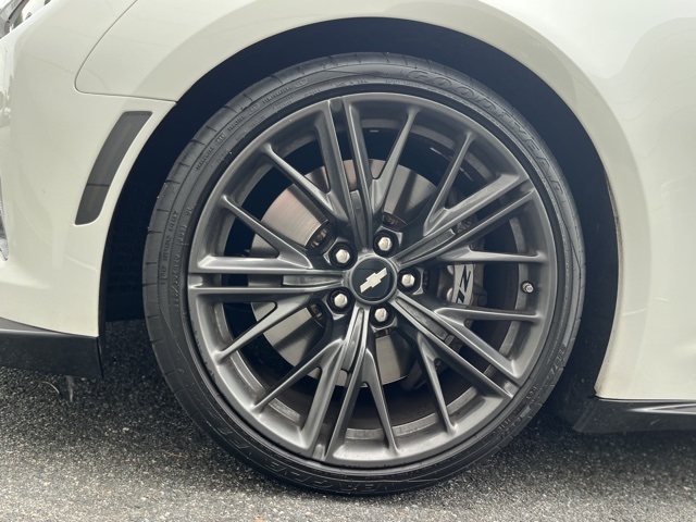 2019 Chevrolet Camaro ZL1 photo 13