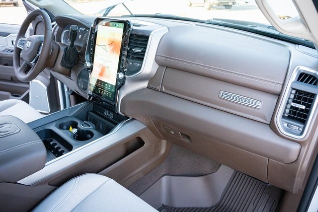 2026 Ram 3500 Laramie photo 34