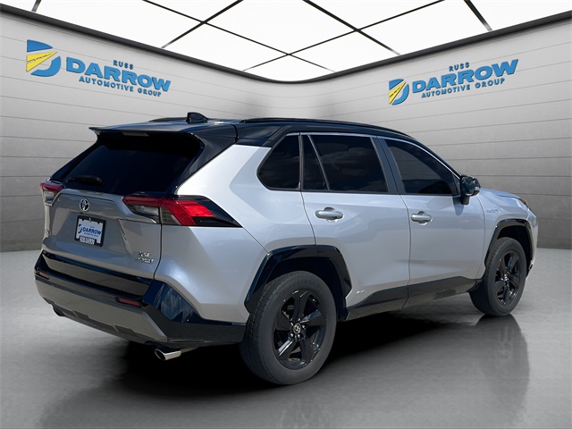 2019 Toyota RAV4 Hybrid XSE photo 5