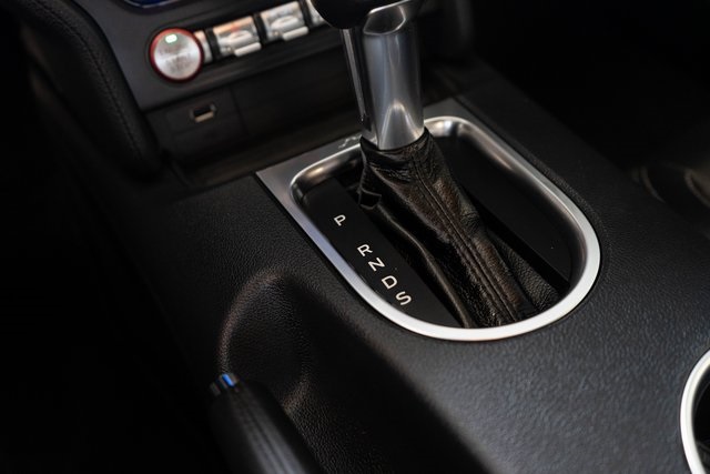 2023 Ford Mustang EcoBoost Premium photo 18