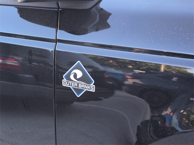 2025 Ford Bronco Outer Banks photo 4