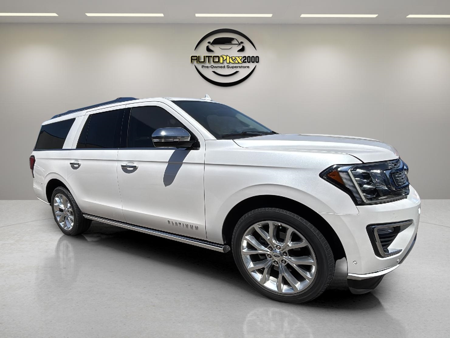 2019 Ford Expedition MAX Platinum photo 2