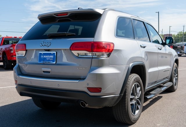 2019 Jeep Grand Cherokee Limited photo 2