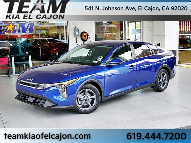 2025 Kia K4 LXS's photo
