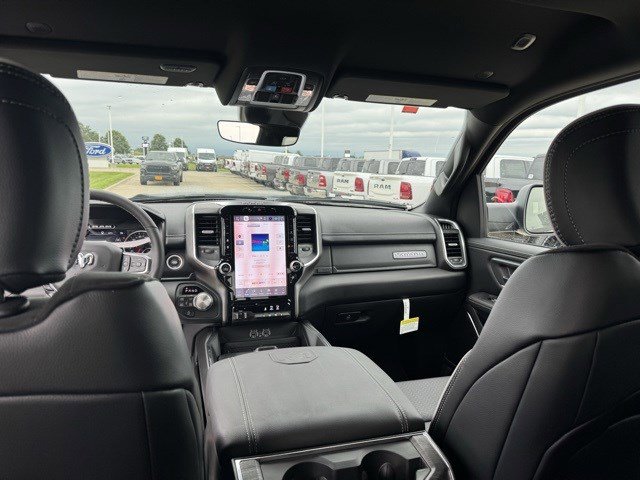 2026 Ram 1500 Laramie photo 28