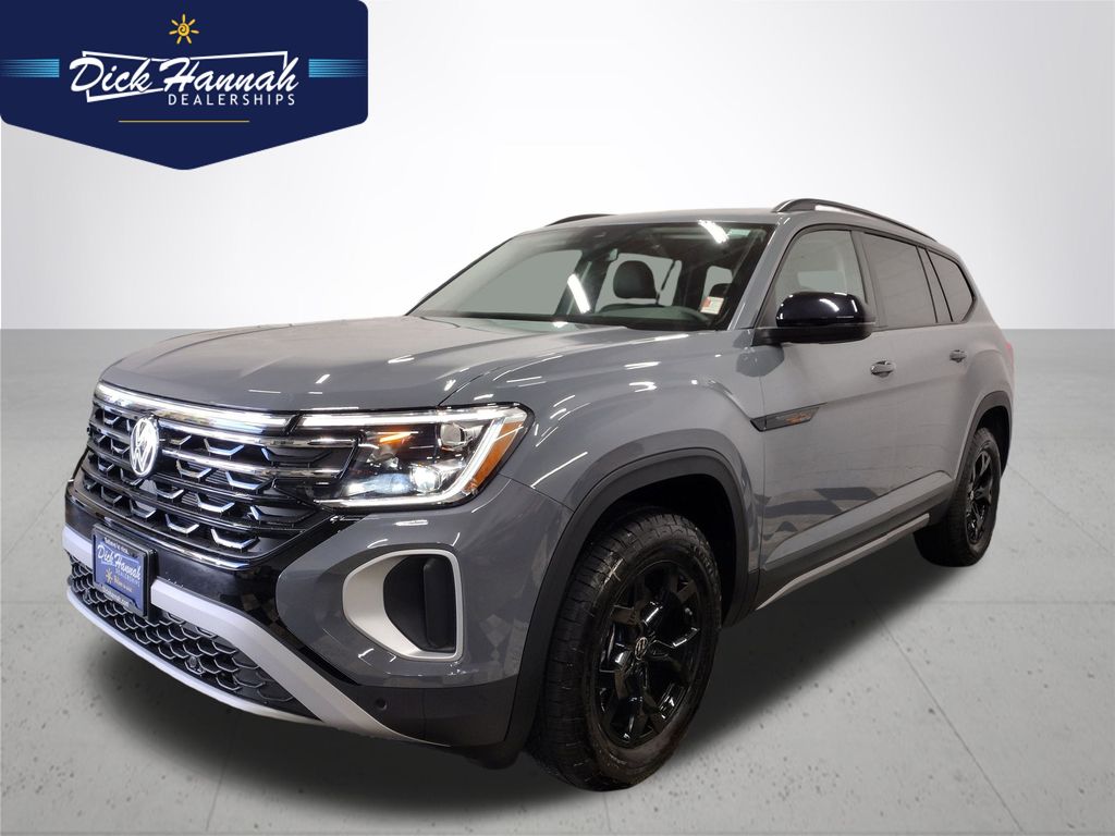 2025 Volkswagen Atlas Atlas Peak Edition's photo