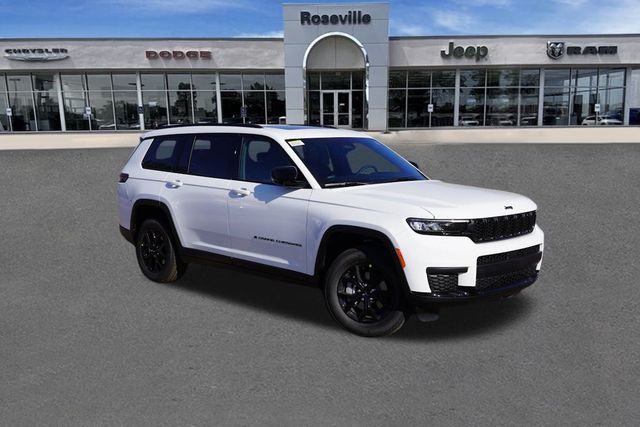 2025 Jeep Grand Cherokee L Altitude's photo