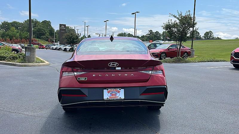 2025 Hyundai Elantra SEL Convenience photo 33