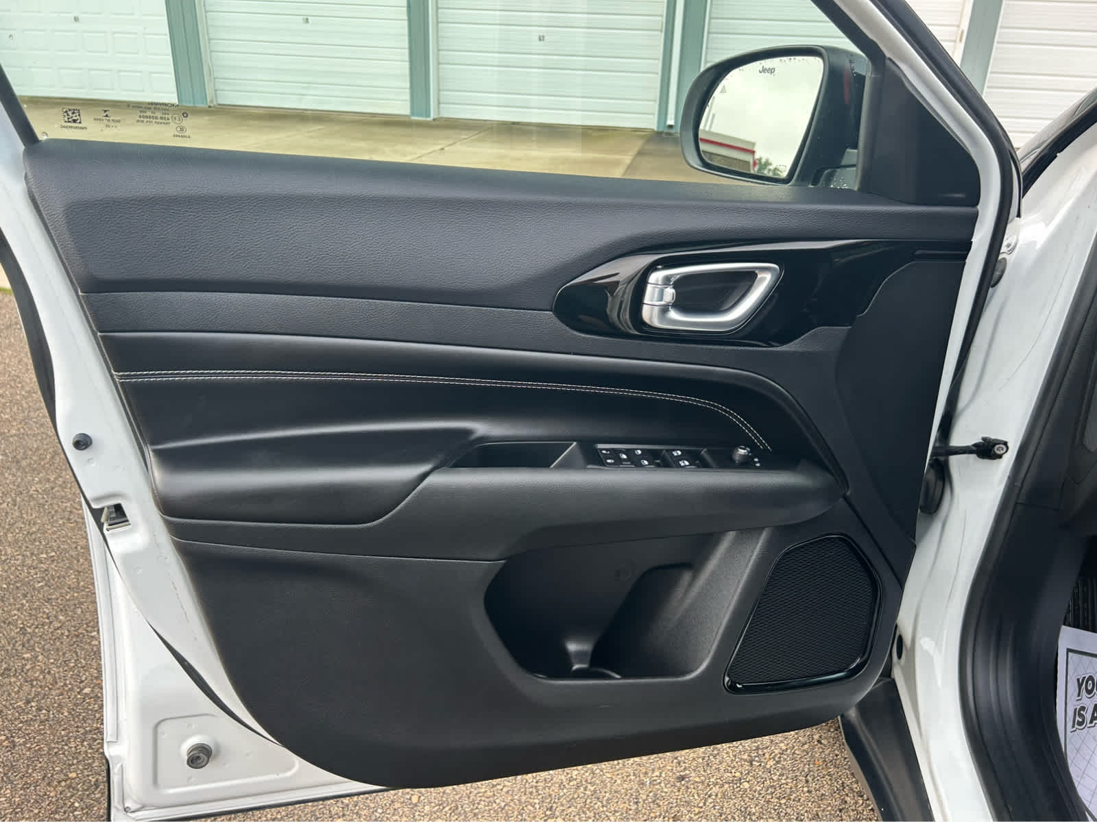 2022 Jeep Compass Altitude photo 13