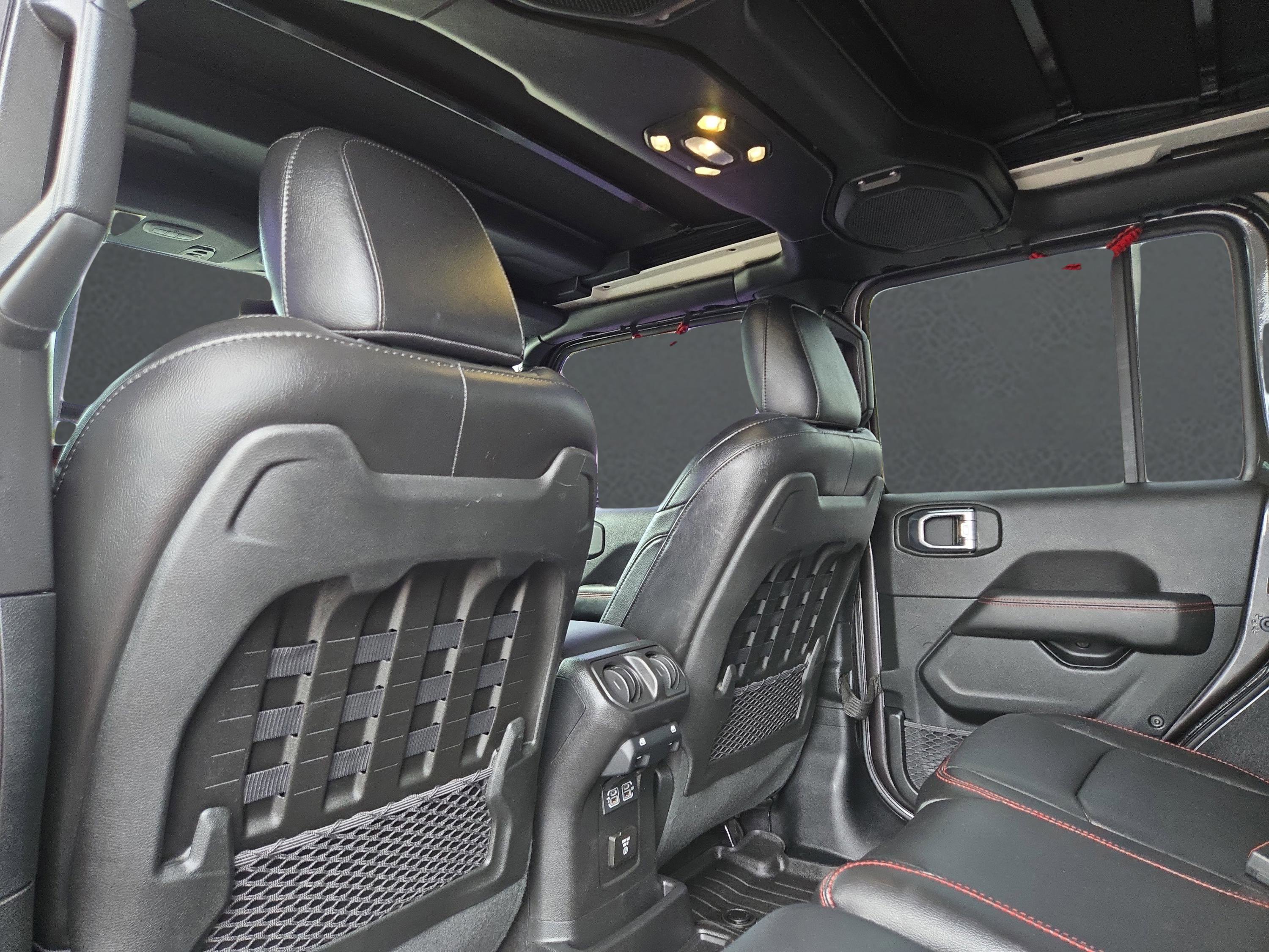 2020 Jeep Wrangler Unlimited Rubicon photo 11