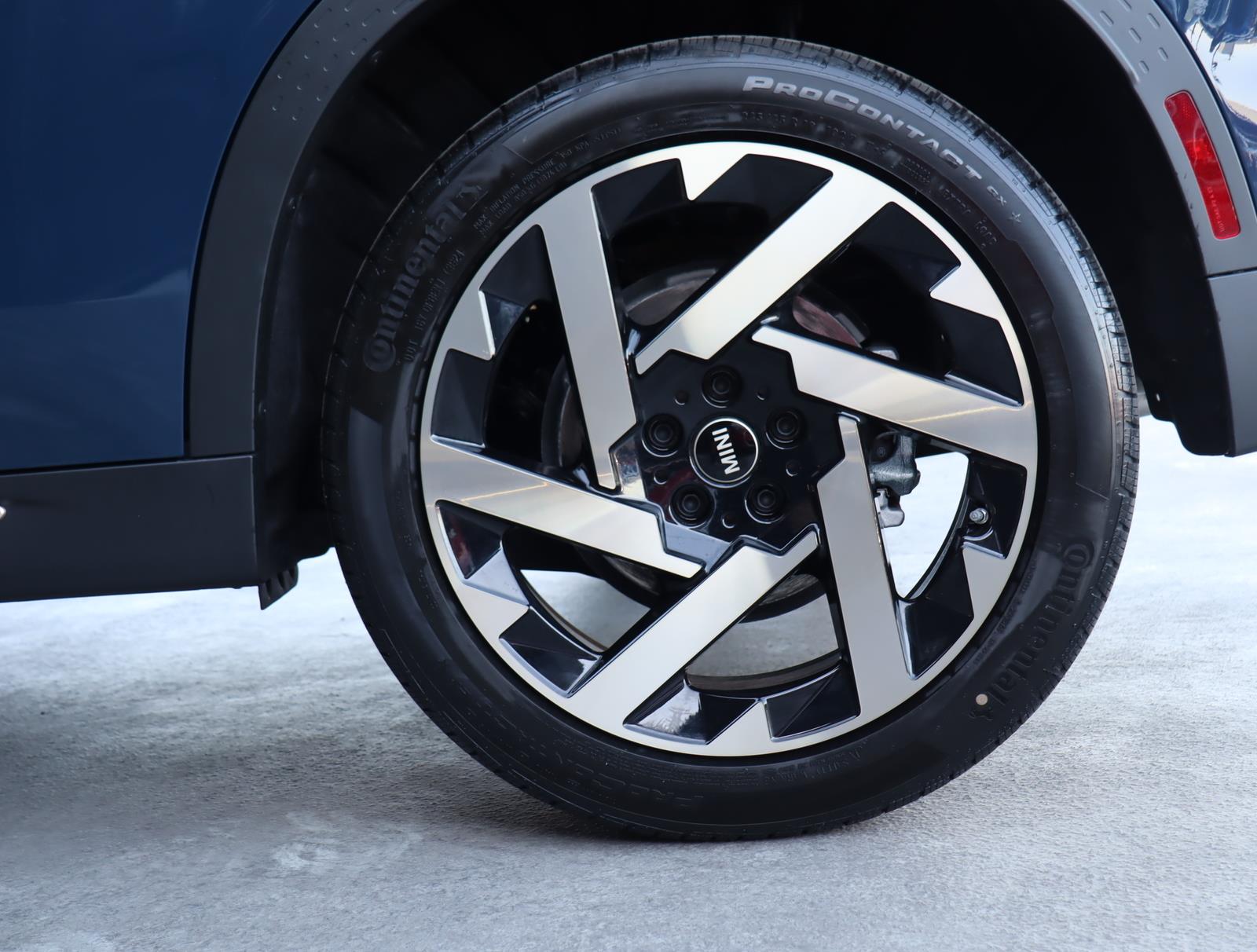 2025 Mini Countryman S ALL4 photo 4