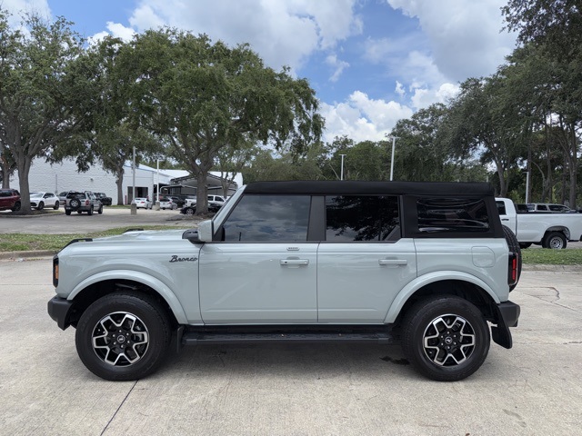 2023 Ford Bronco Outer Banks photo 4