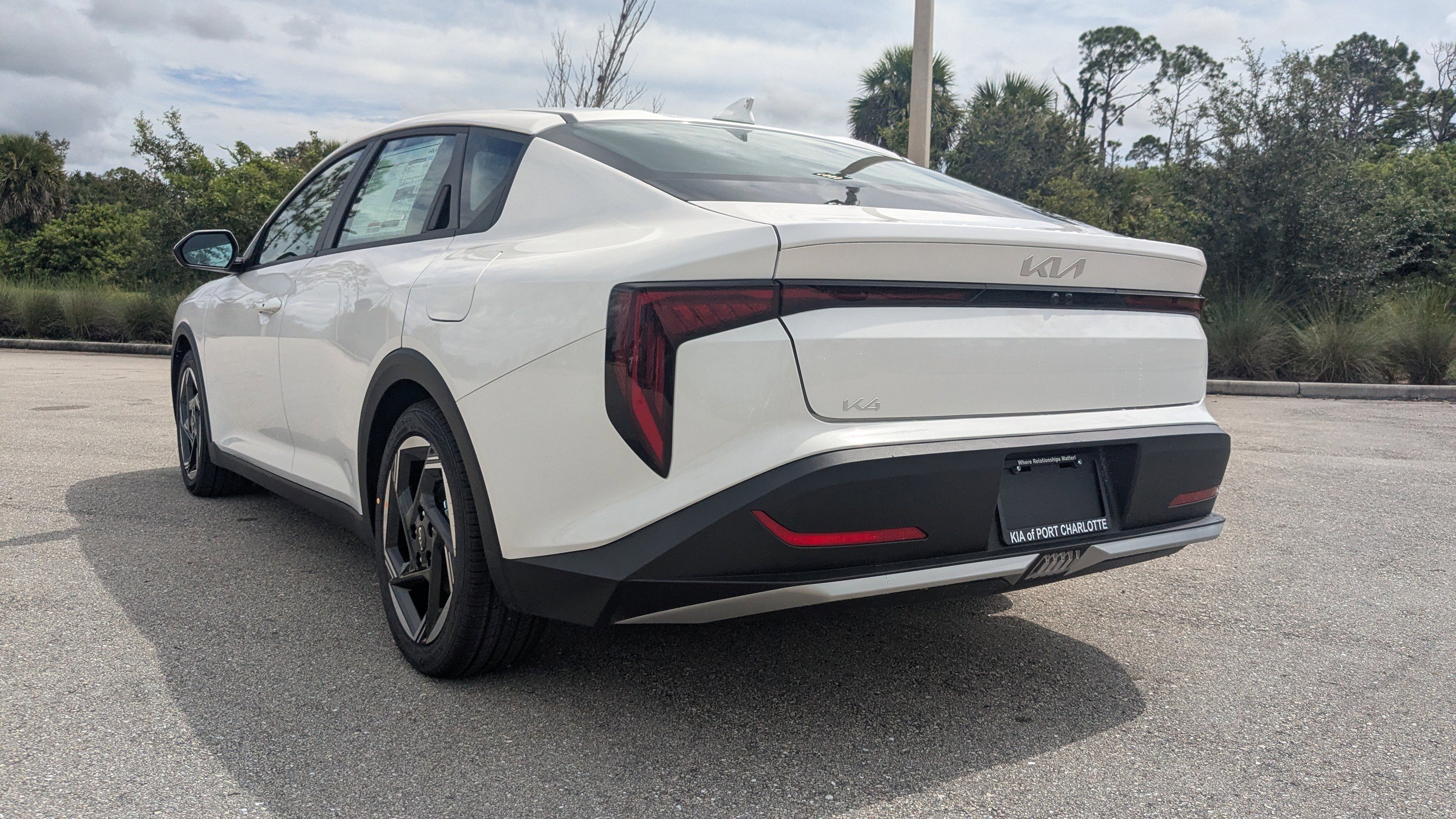2025 Kia K4 EX photo 7