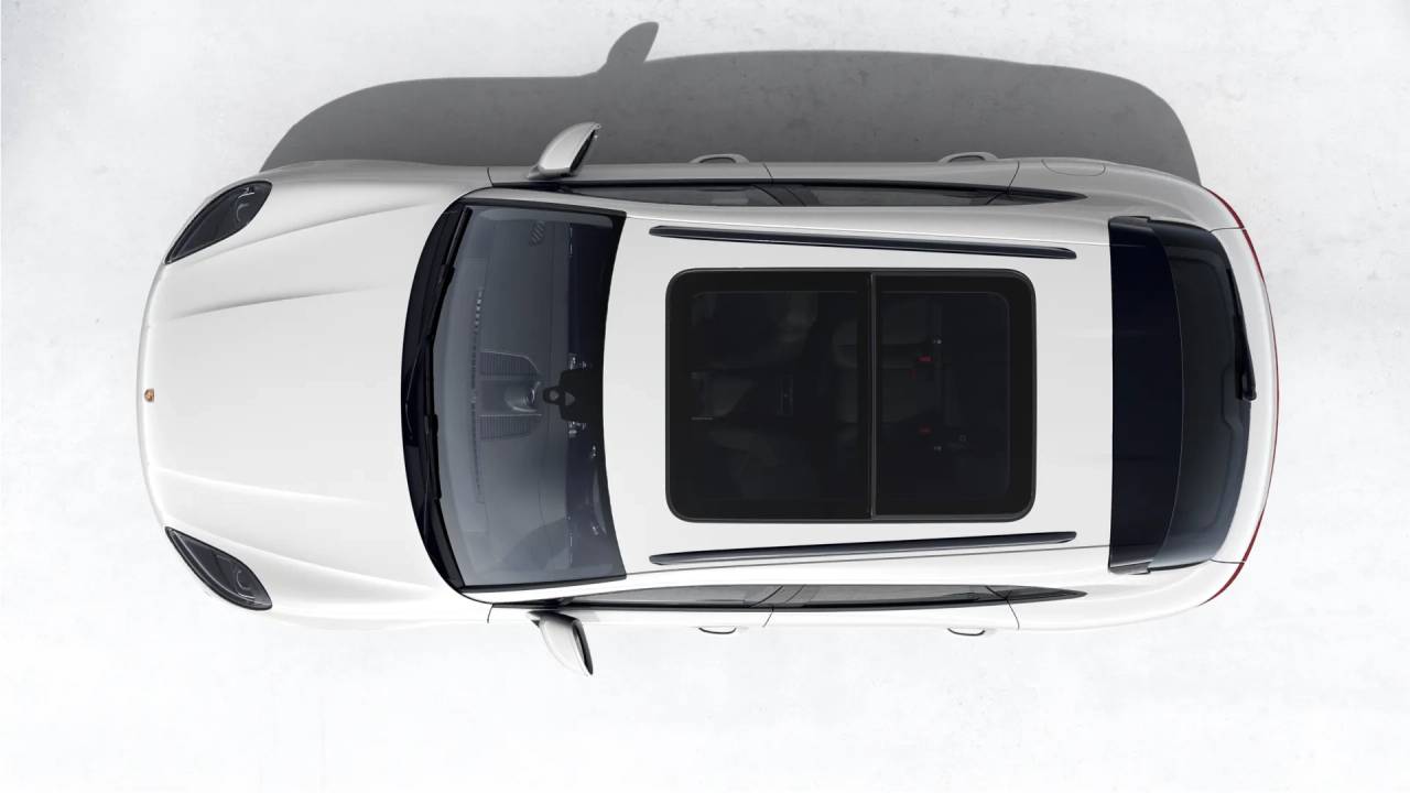 2026 Porsche Macan T photo 6