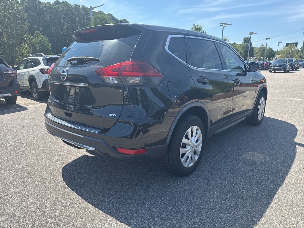 2018 Nissan Rogue S photo 5