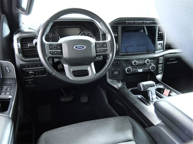 2022 Ford F-150 XLT photo 3