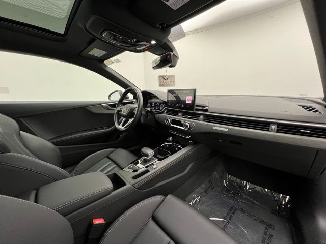 2022 Audi A5 45 S line Premium Plus photo 9