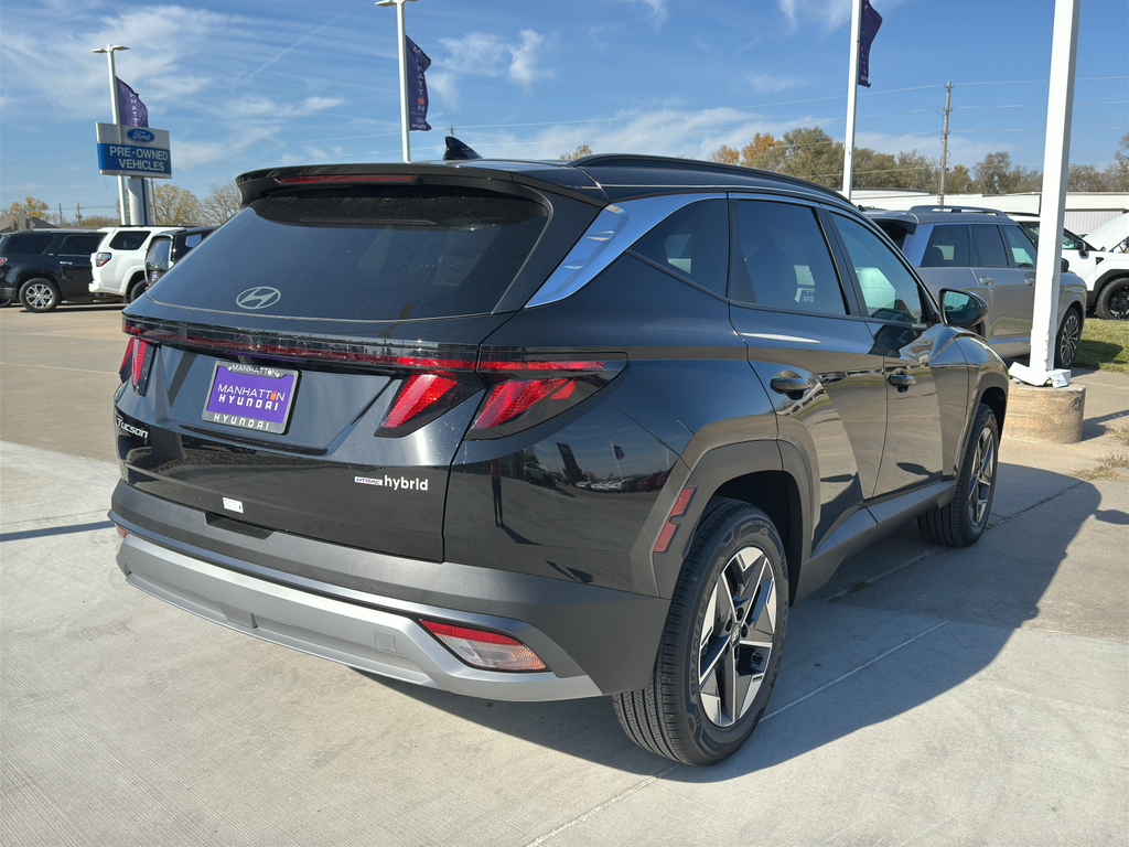 2026 Hyundai Tucson Hybrid SEL photo 4