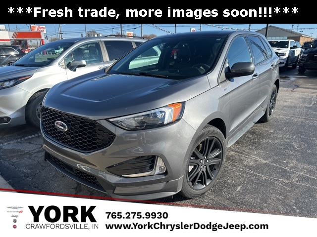 2024 Ford Edge ST-Line's photo