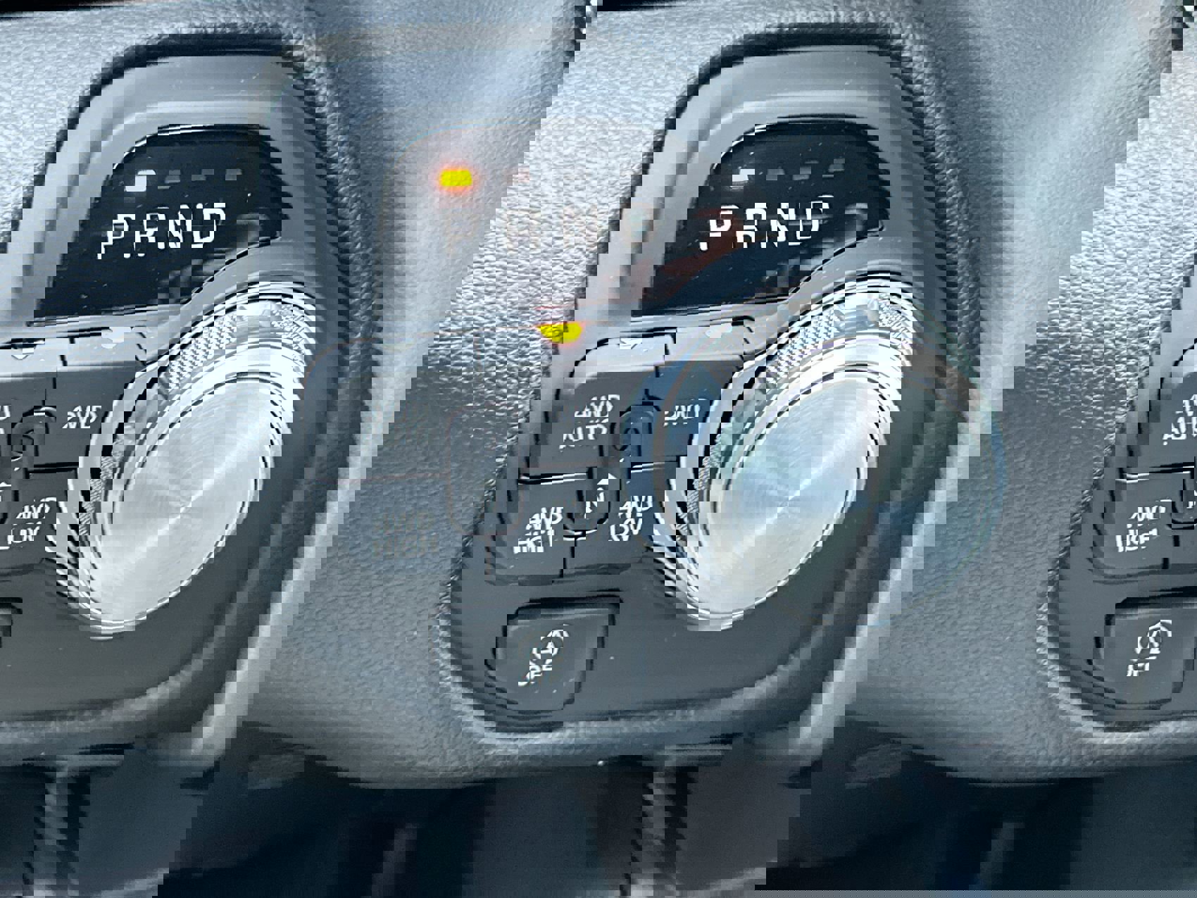 2025 Ram 1500 Laramie photo 14