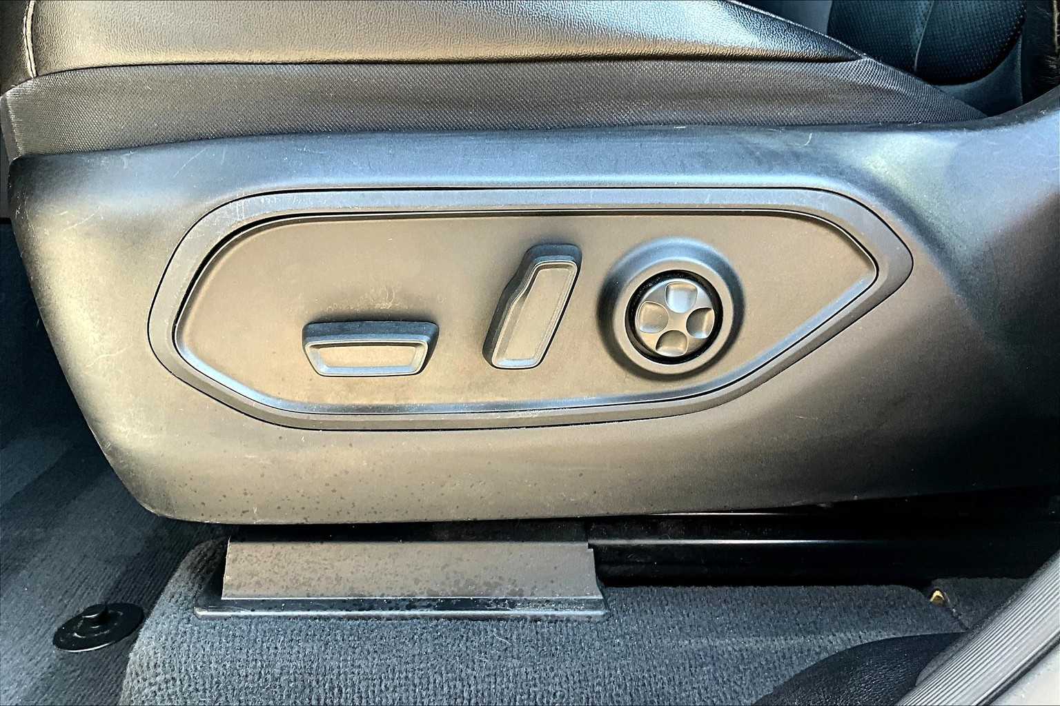 2023 Jeep Grand Cherokee Limited photo 33