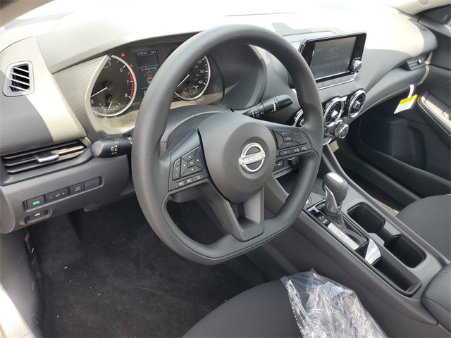 2025 Nissan Sentra S photo 10