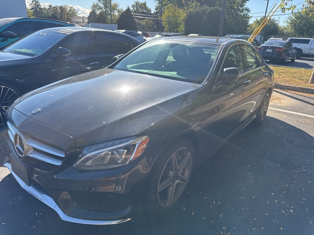 2018 Mercedes Benz C 300 4MATIC photo 3