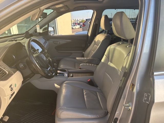 2020 Honda Pilot EX-L photo 13