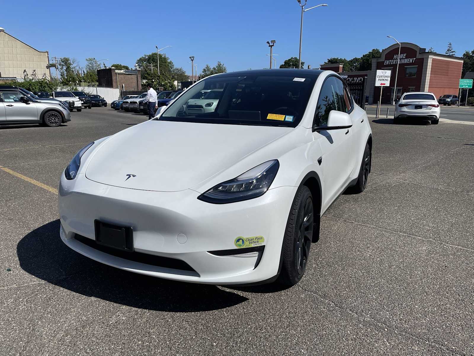 Used 2023 Tesla Model Y Long Range with VIN 7SAYGDEE8PF613752 for sale in Northfield, Minnesota