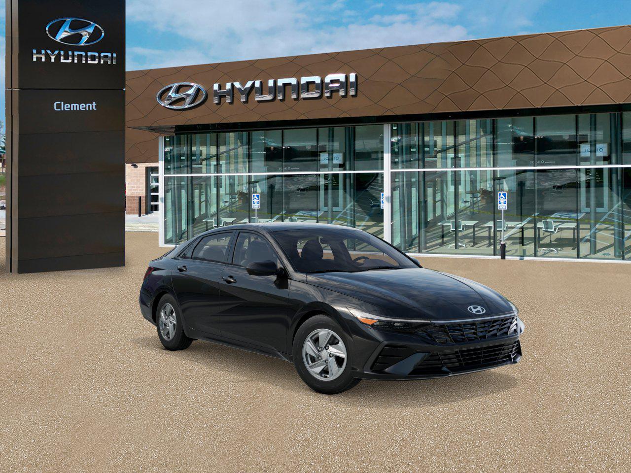 2025 Hyundai Elantra SE photo 2