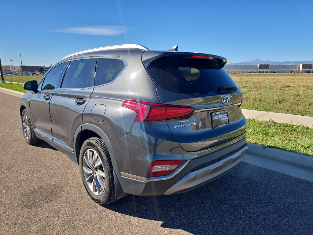 2020 Hyundai Santa Fe Limited photo 2