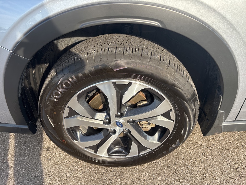 2022 Subaru Outback Limited photo 8