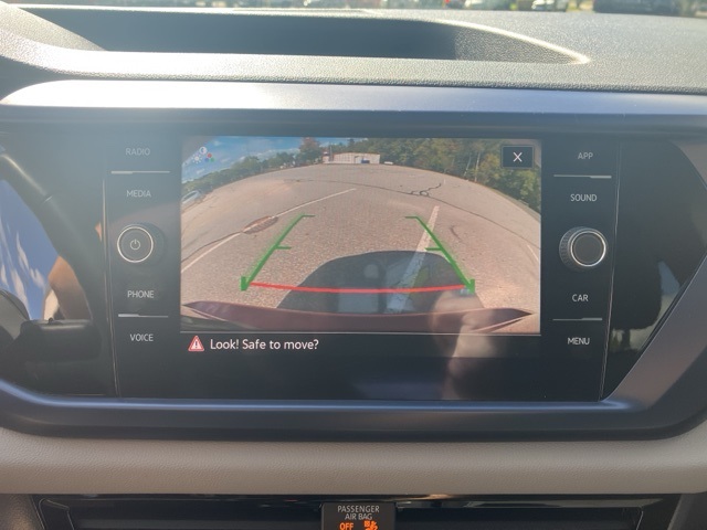 2022 Volkswagen Taos SE photo 25