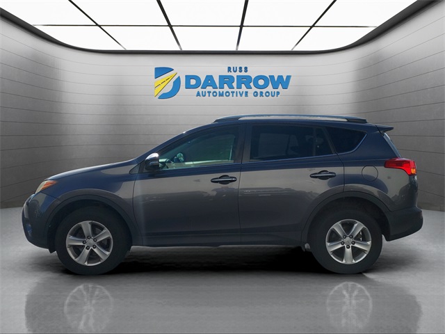 2013 Toyota RAV4 XLE photo 2
