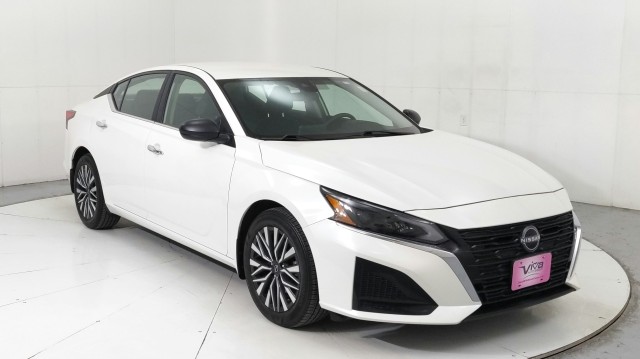 Used 2024 WHITE Nissan 2.5 SV image 8