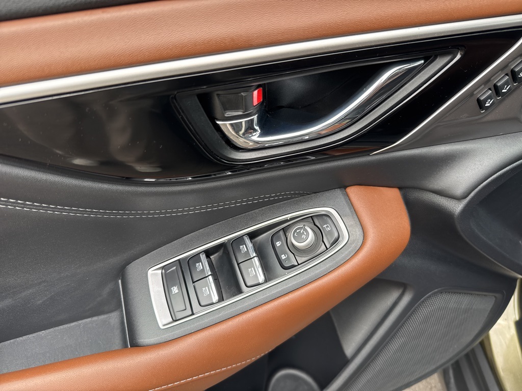 2021 Subaru Outback Touring XT photo 10