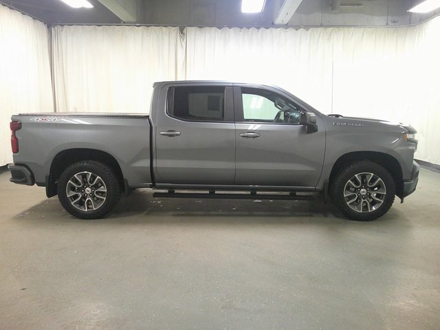 2021 Chevrolet Silverado 1500 RST photo 2