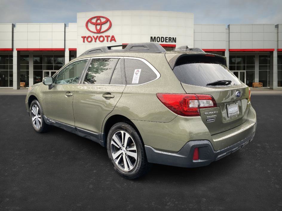 2019 Subaru Outback Limited photo 3