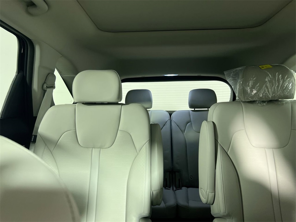 2025 Kia Sorento SX photo 31