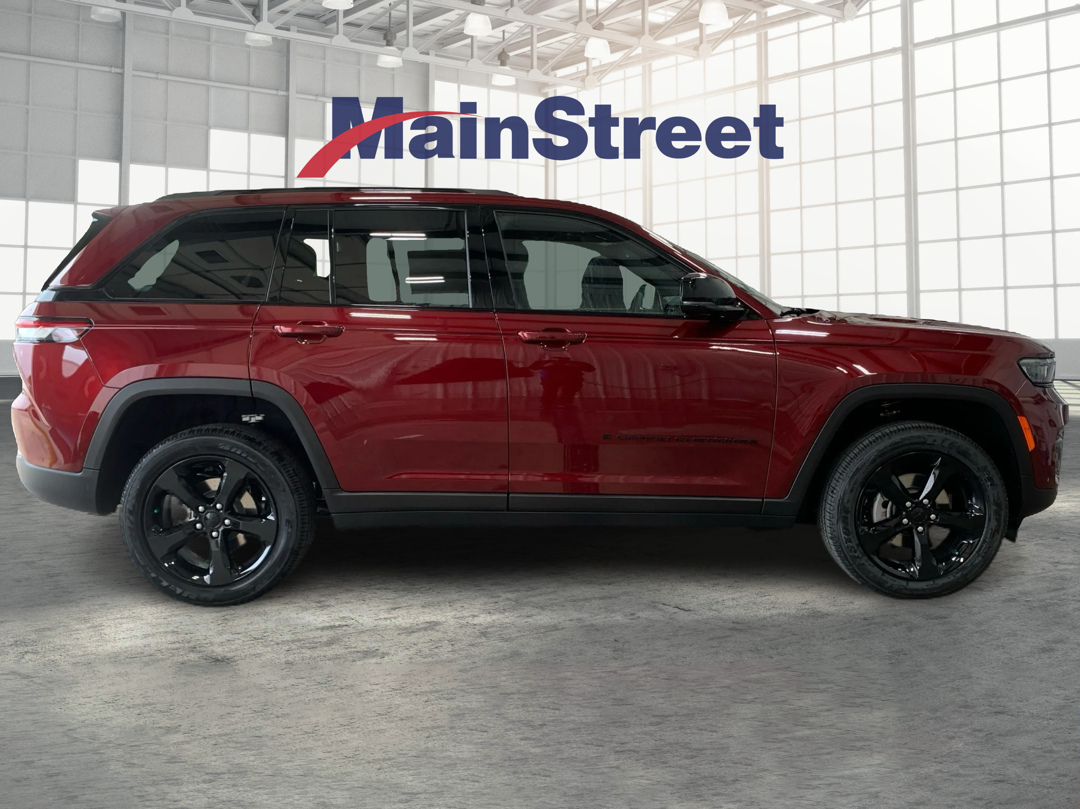 2025 Jeep Grand Cherokee Laredo X photo 6