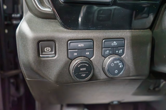 2022 Chevrolet Silverado 1500 LT photo 16