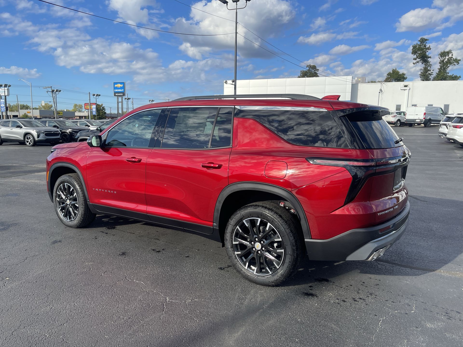 2026 Chevrolet Traverse photo 5