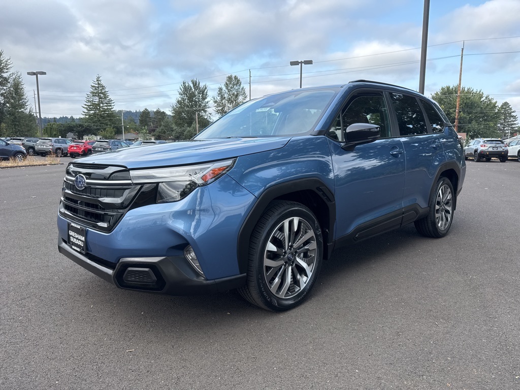 2025 Subaru Forester Touring photo 3